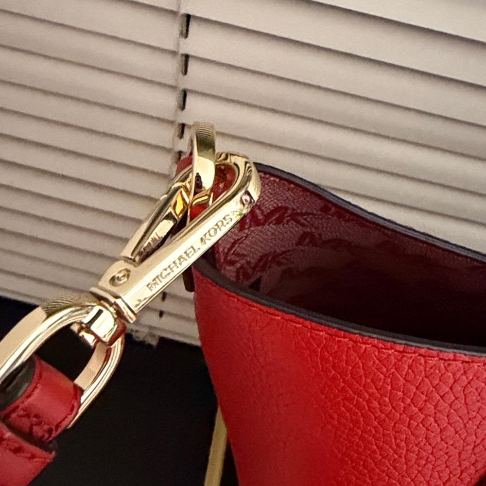 Michael Kors Red Pebbled Leather Tote with Gold MK Emblem - Picture 6 of 6